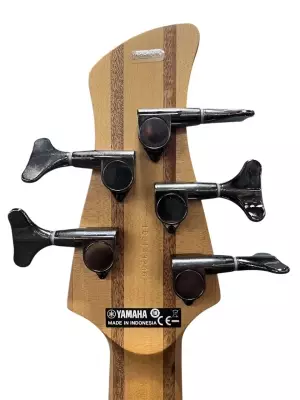 Yamaha- TRBX605FM 600 Series 5-String Bass 2